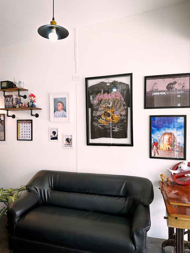 Ban Phuean Barber shop - 2