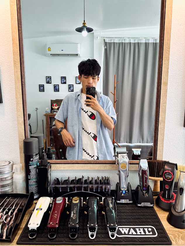 Ban Phuean Barber shop - 3