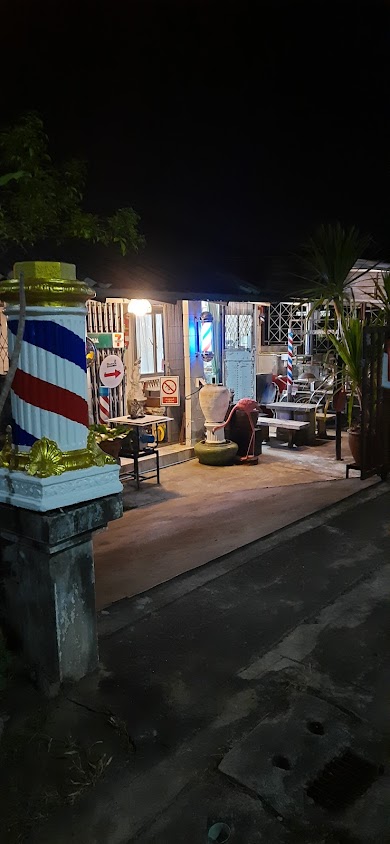 BARBER HOUSE 151