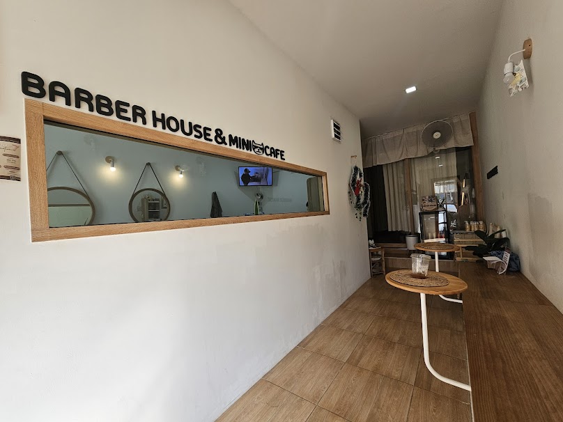 Barber House & Kiraku Massage - 2