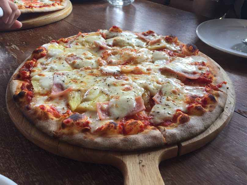 Barnhouse Pizzeria - 3