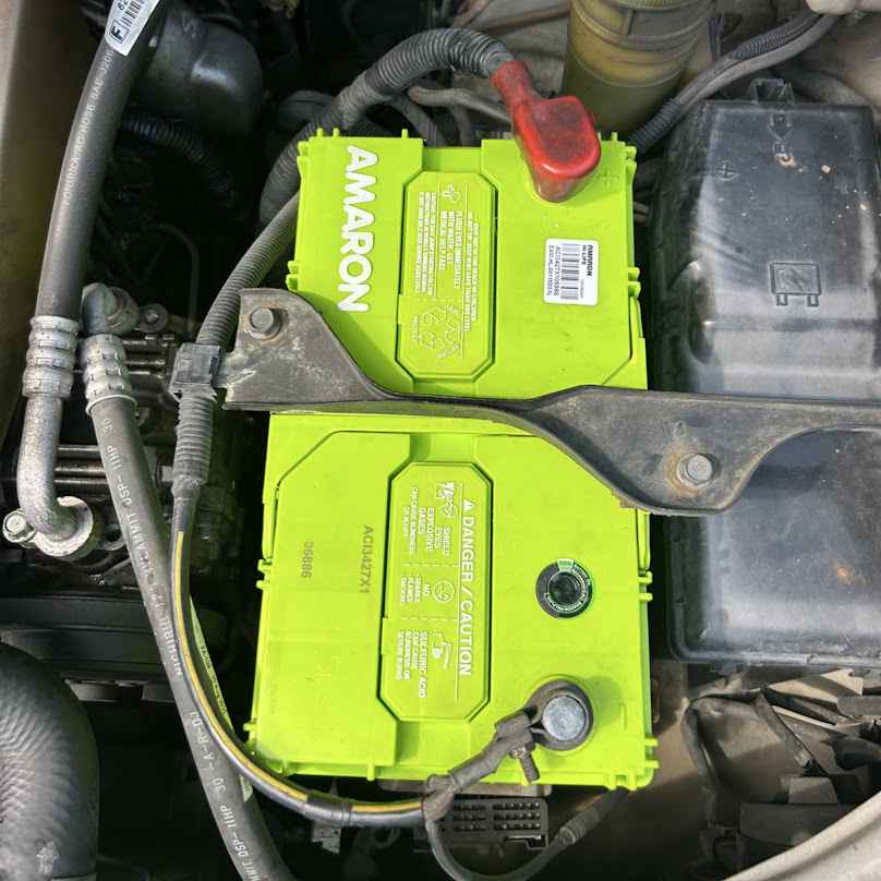 Battery Thunder 4 เปลี่ยนแบตเตอรี่รถยนต์ 24 ชั่วโมง