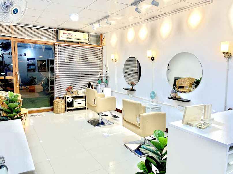 BEAUTY HOUSE SALON ร้านเสริมสวยบิวตี้เฮาส์ - 2