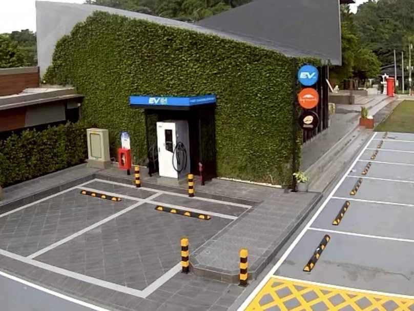 Big Mount & Mountful EV Station - 3