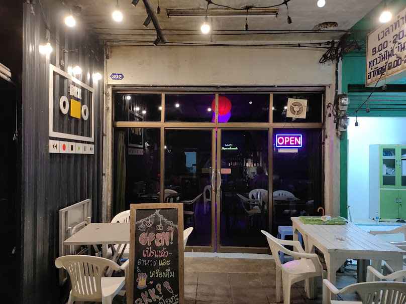 BKK LATE NIGHT BAR