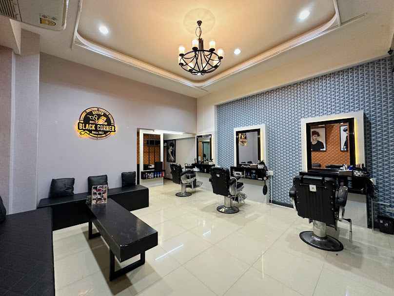 Black Corner Barber ตัดผมชาย อุดร