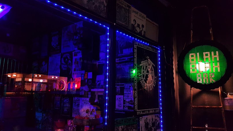 Blah Blah Bar - 4