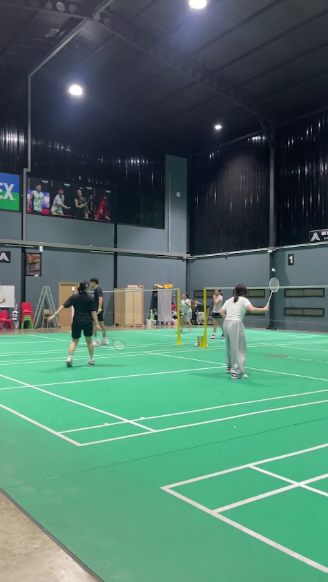 Bluehouse Badminton - 2