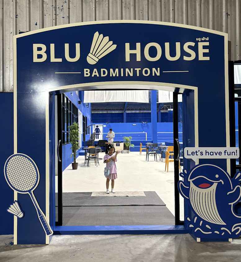 BluHouse Badminton สนามแบดมินตันร้อยเอ็ด