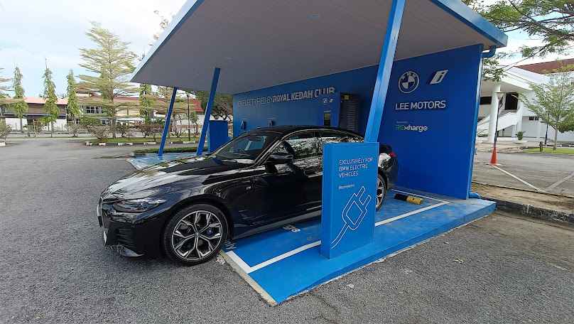 BMW Charging Station - 1