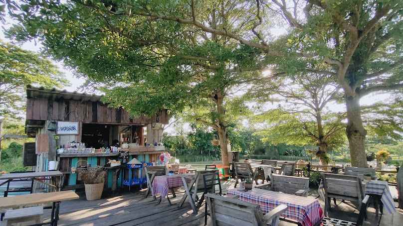 Boontan Saloon - 4