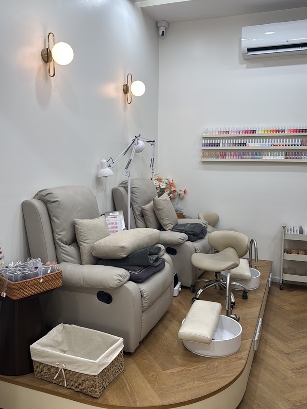 BROWBAR.BKK สักคิ้ว ตา ปาก ต่อขนตา ทำเล็บ อารีย์ - 2