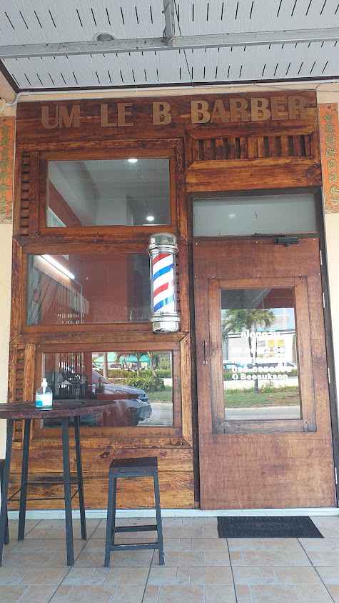 BUMBLE B BARBER - 2
