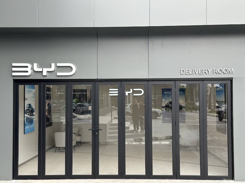 BYD North Star Chiang Mai สาขามีโชคสันทราย - 2