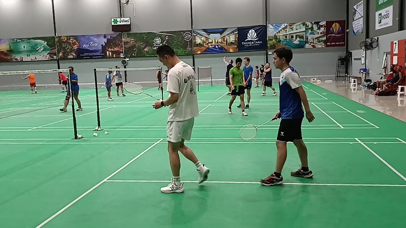 Chalong Badminton Phuket (ฉลองแบดมินตัน ภูเก็ต) - 4