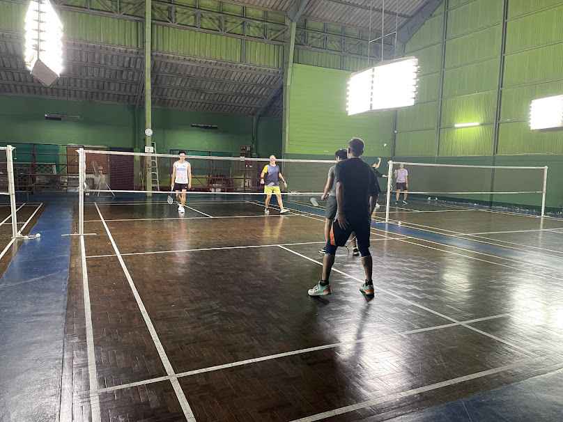 Chanthong Badminton Court - 2