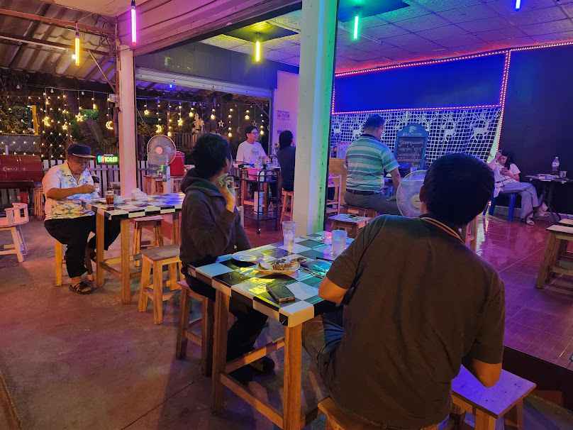 Chill Bar (ป่าเหมือด สันทราย) - 3
