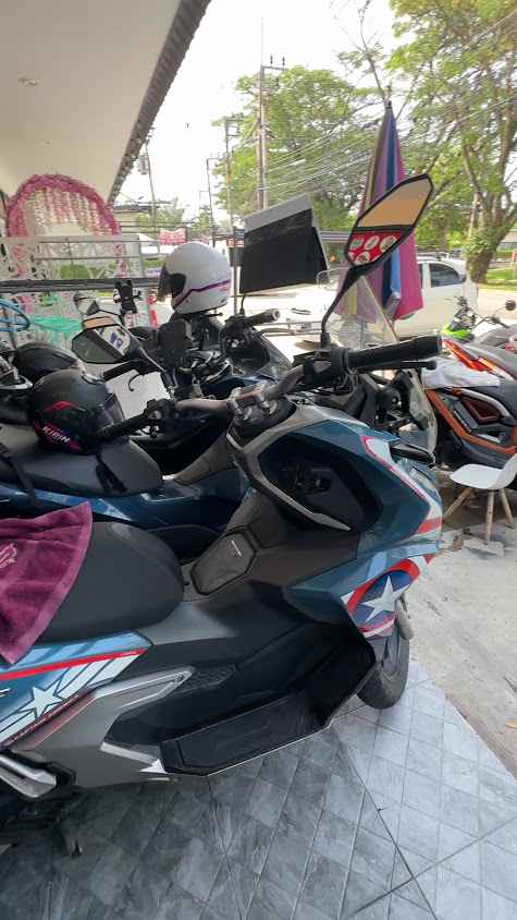Chill Chill offers car rentals.(รถเช่า) - 3