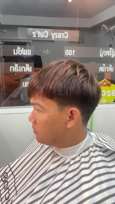 Crazy Cutz` (ร้านตัดผมชาย) - 2
