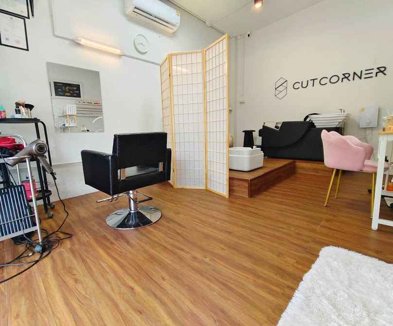 CUT CORNER hair & nail - 2