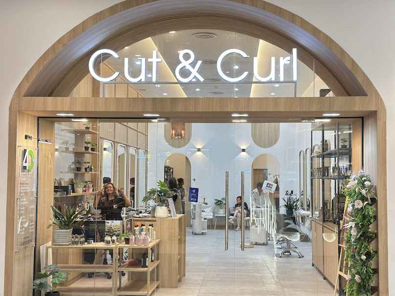 Cut & Curl Central Westville - 4