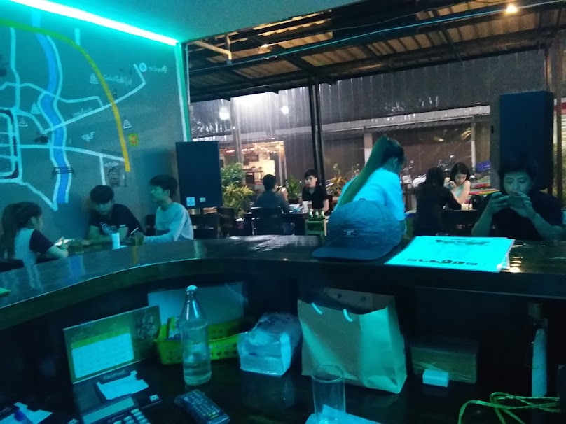 Daddy Box Bar n' Community