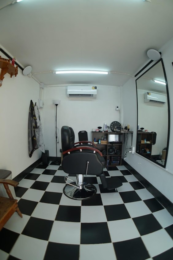 Dark side cut studio - 2