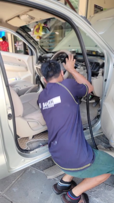 DD Service | Car Battery AC Tint & Stereo - 3