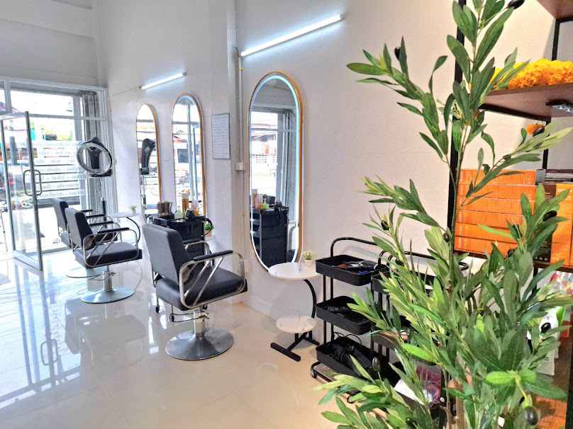 DELUXE SALON ดีลักซ์ ซาลอน นครสวรรค์ - 3