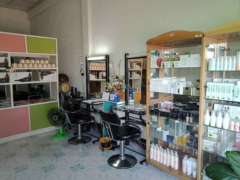 DIAMOND BEAUTY " CENTER FASHION HAIR COLOR TRENDS "