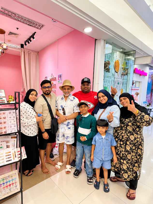 Divana Nail & Lash Studio - 4