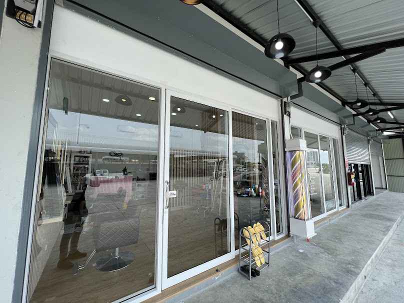 Doctor's Salon เสริมสวย-ทำเล็บ-ต่อขนตา สาขาศรีนครินทร์ - 2