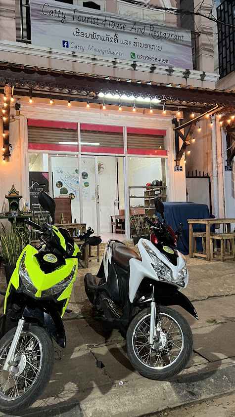 Easy rent motobike thakhek - 1