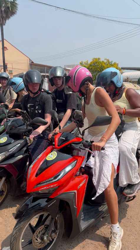 Easy rent motobike thakhek - 3
