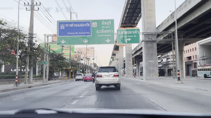 Europcar Car Rental•Don Mueang Airport Bangkok - 3