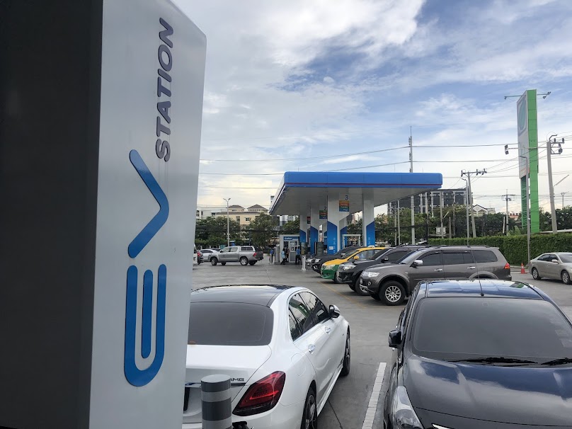Ev charger by PTT