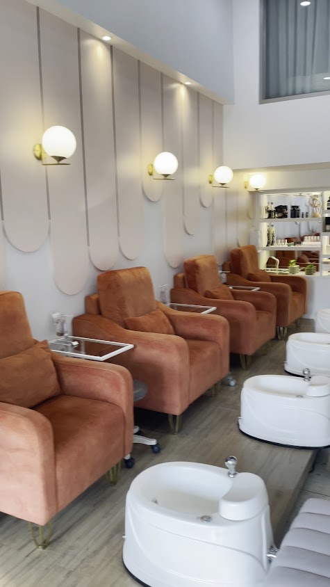 Everyday Massage and Spa - 2