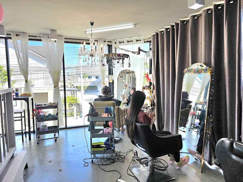 EVES Hair Spa and Salon อีฟส์แฮร์คลับ - 2