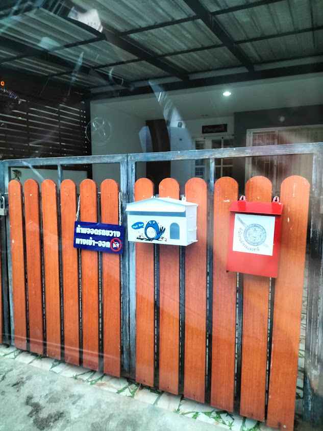 F&M ป้ายเลขที่บ้านอาคลิริคพวงกุญแจอาคลิริค