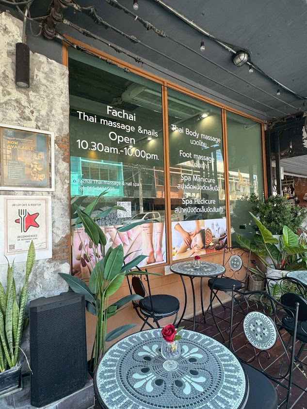 Fachai Thai massage & nails