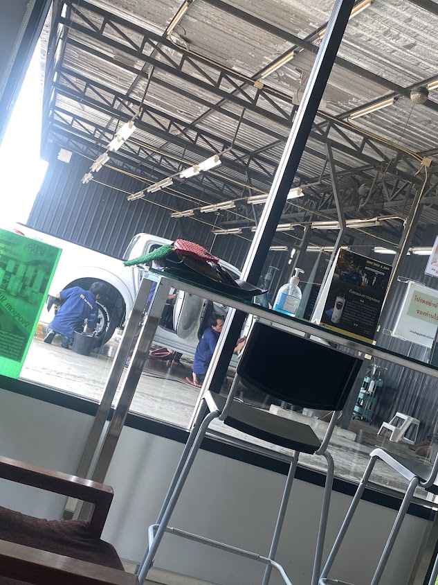 FAMILY CARCENTER ล้างอัดฉีด เคลือบแก้ว ซักพรม ถ่ายน้ำมันเครื่อง - 4