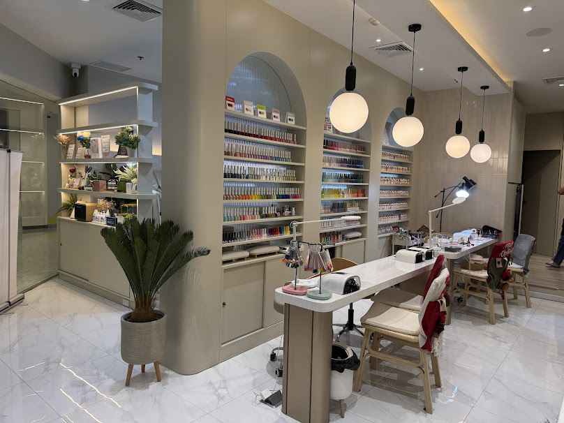 Feliz Nails Beauty & Spa Bangkok - 2
