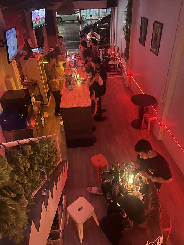 Forest Bar