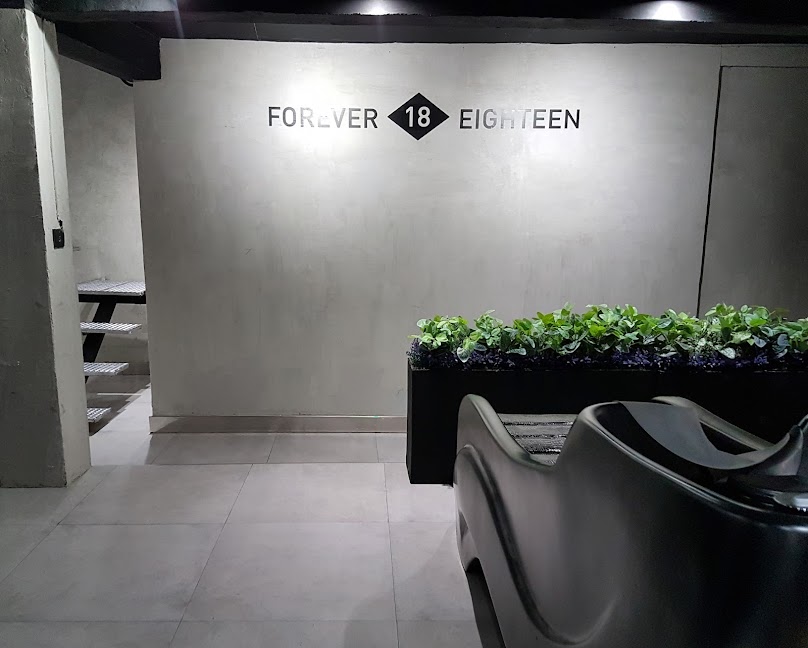 Forever18Lounge - 2