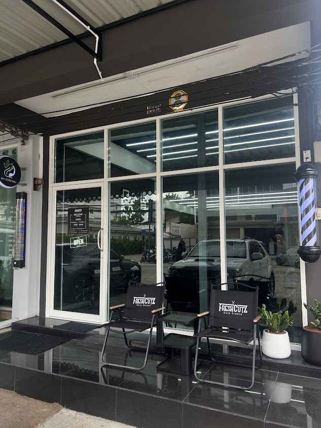 FRESHCUTZ HAIR STUDIO - 2