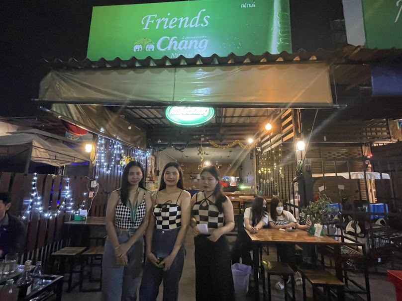 Friends Bar