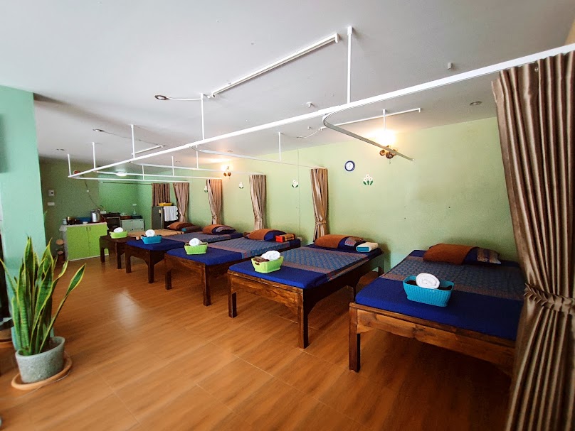 Gentle Moon — Maehia Thai Massage( เจนเทิลมูน-นวดแผนไทย)