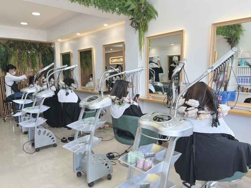 Gimmick Hair Salon - 1