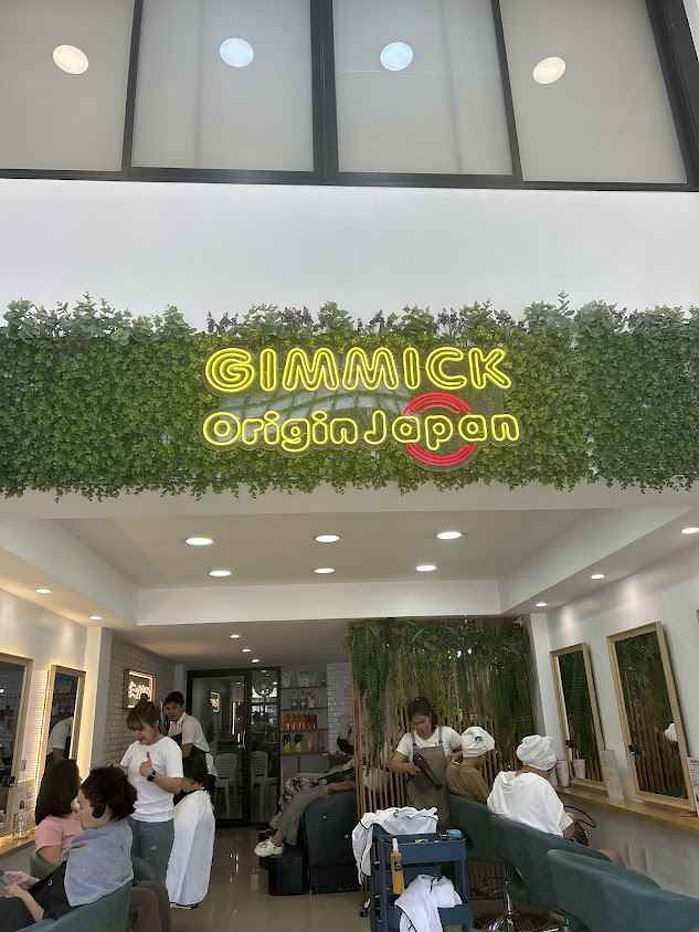 Gimmick Hair Salon - 4