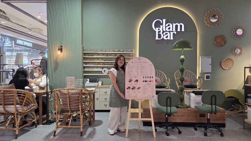 Glam Bar Nail & Lash (สปามือ-เท้า, ทำเล็บ, ต่อขนตา, ลิฟติ้งขนตา, ลิฟติ้งคิ้ว ชั้น G เดอะมอลล์ ท่าพระ)
